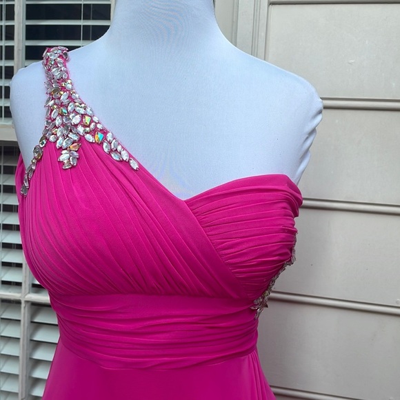 Hailey by Adrianne Papell One Shoulder Pink Dress size 4 - Picture 4 of 16